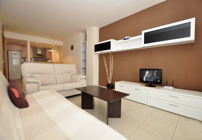 Apartment in Rosas / Roses - 1006 MILENI 50m Playa